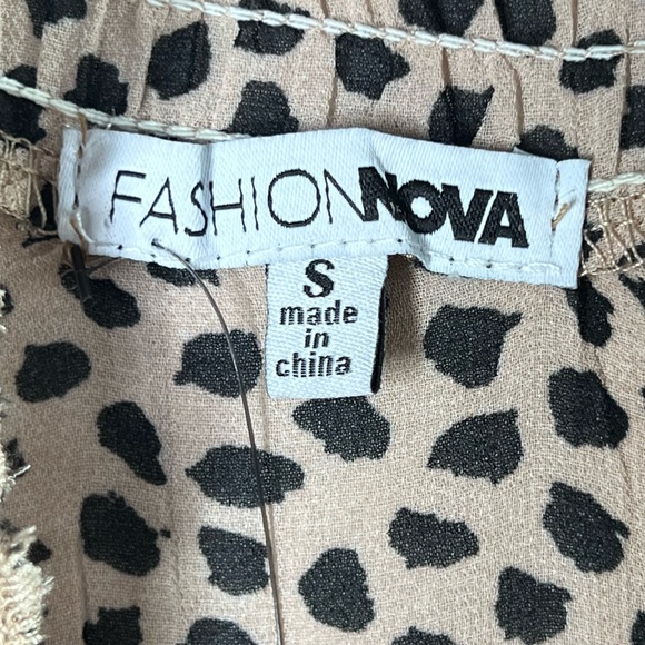 NWT FashionNova Women’s Let’s Talk Tea Mini Dress Taupe Mini Dress Size Small - Picture 4 of 11